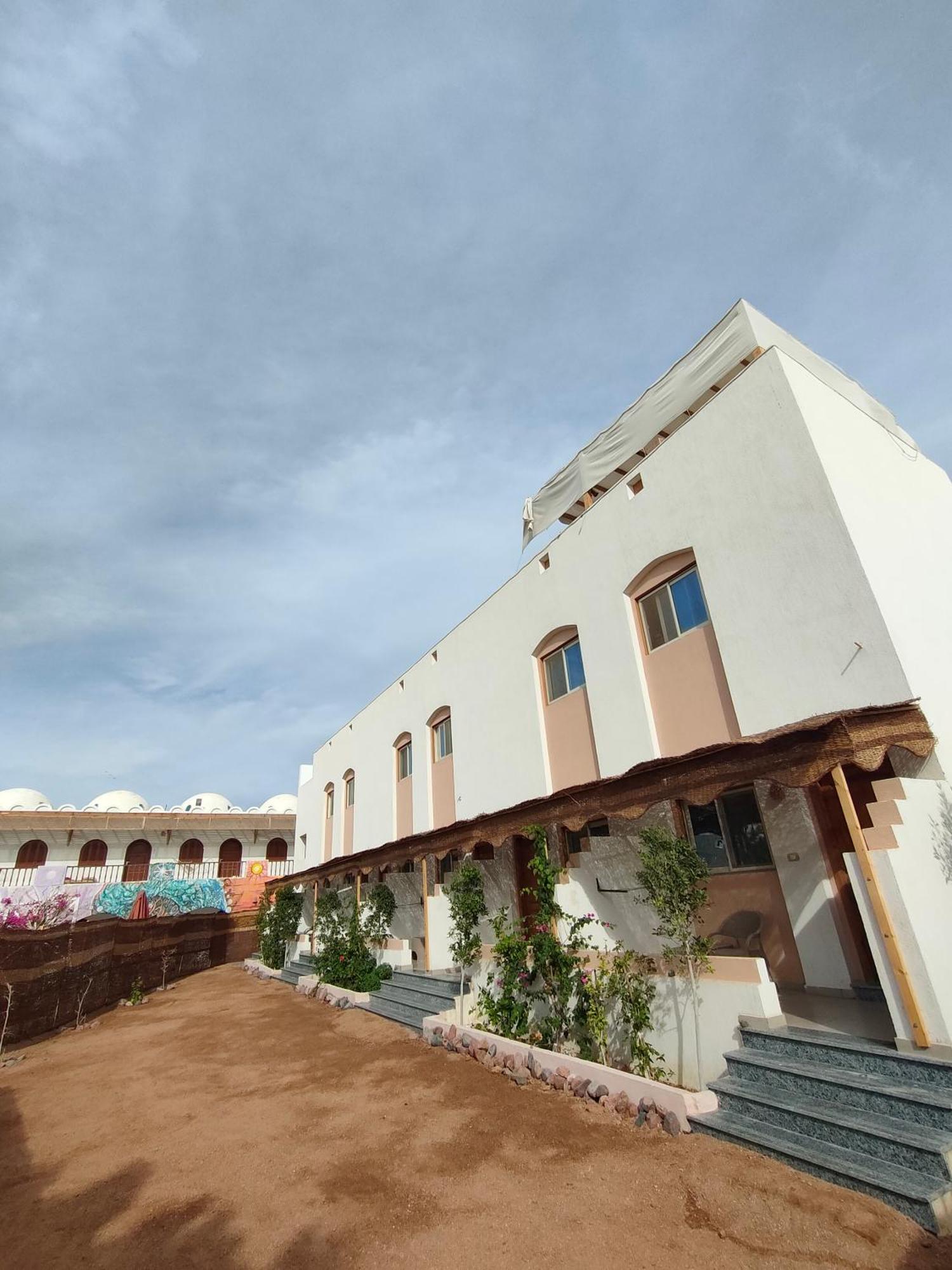 Al Deira Dahab Hotel Exteriör bild